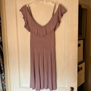 Hollister Cold shoulder dress